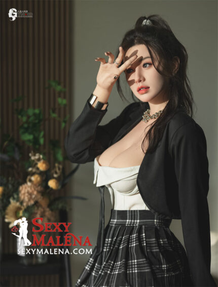 Gynoid Doll 22R (1)